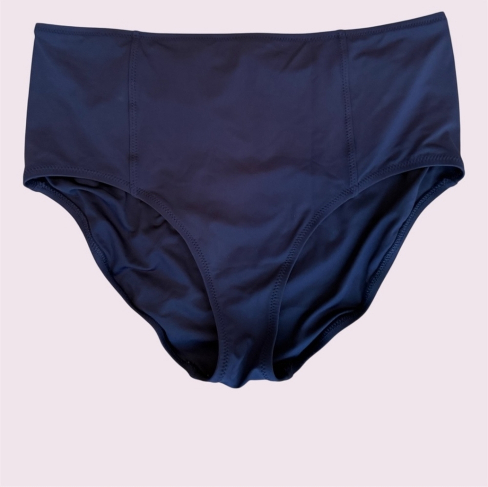 Lands’ End Size 12 Navy Mid Rise Bikini Bottoms, Like New